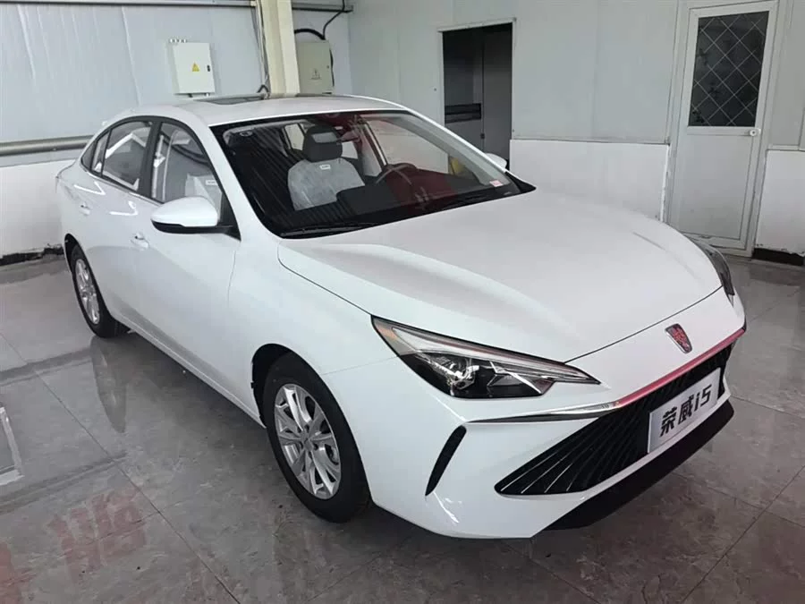 Roewe i5