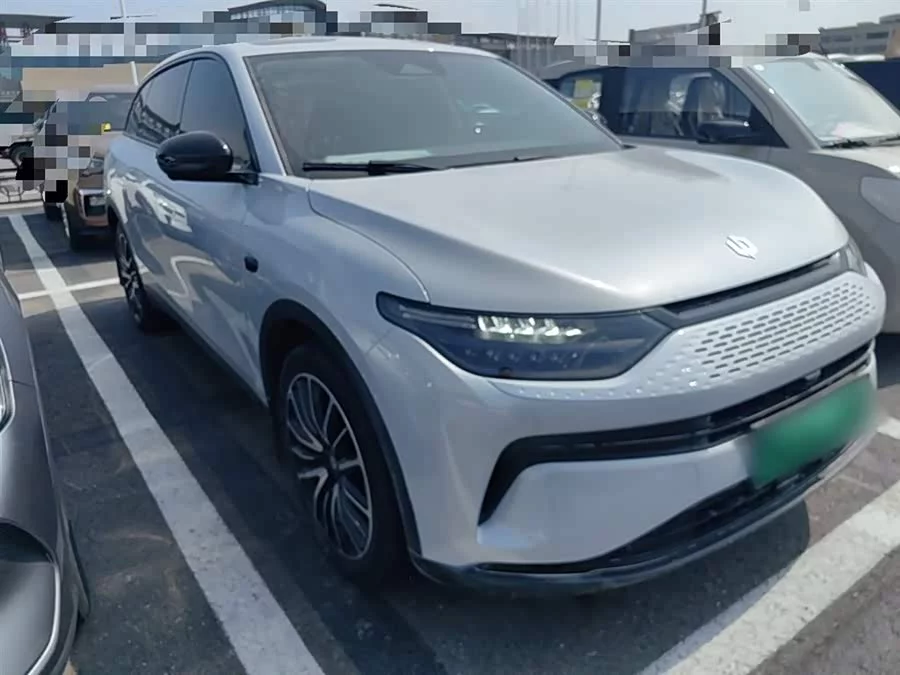 Leapmotor C11