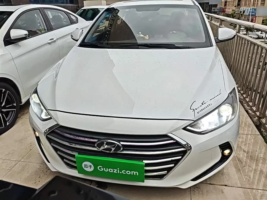 Hyundai elantra