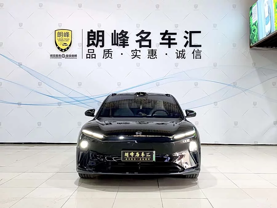 NIO ET5T