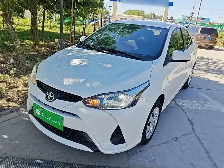 Toyota YARiS L Enjoy