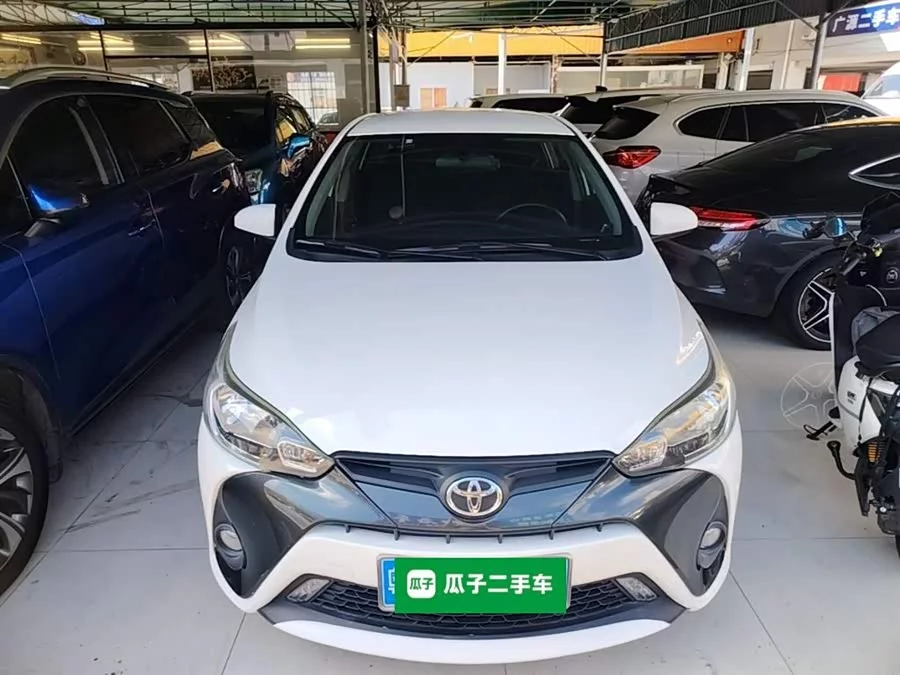 Toyota YARiS L