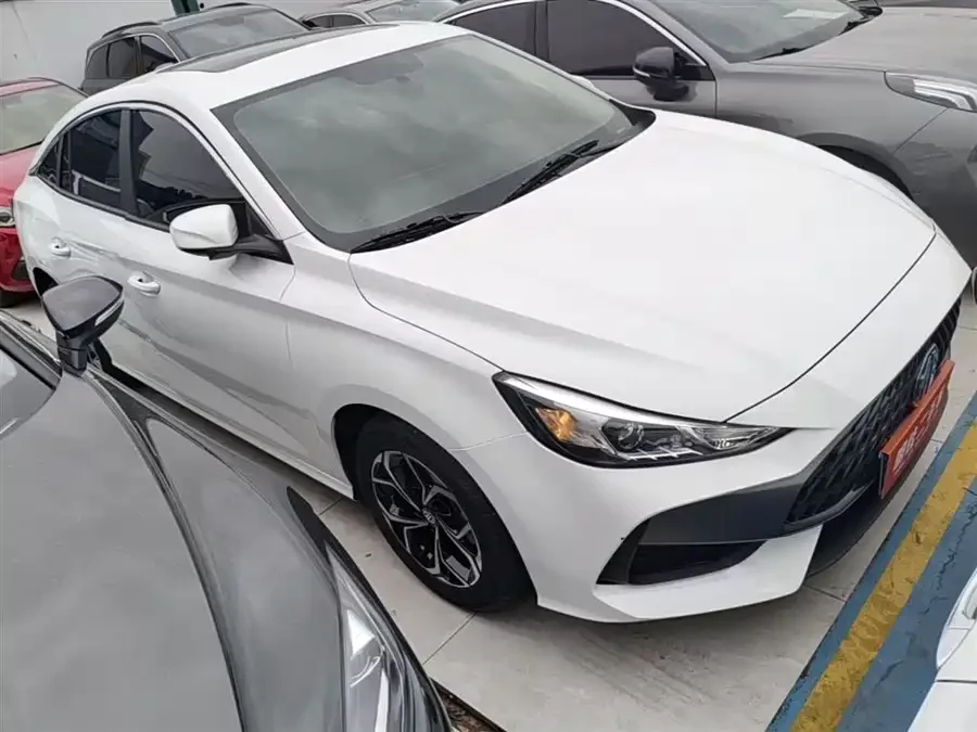 MG 5