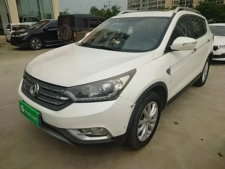 Dongfeng AX7