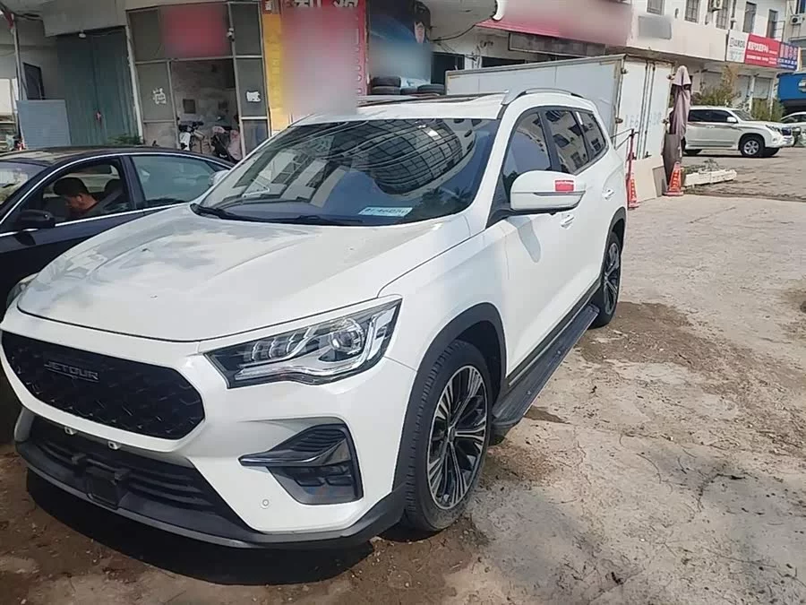 Jetour X90