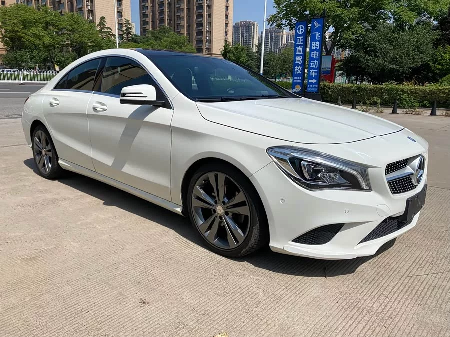 Mercedes-Benz CLA