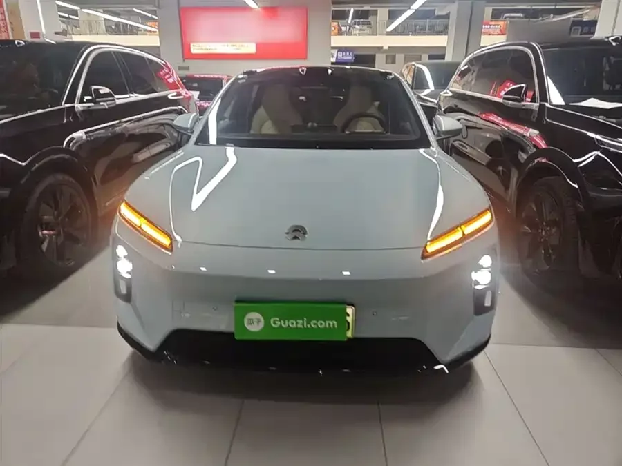 NIO ET5T
