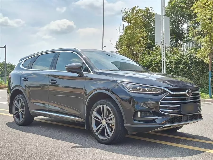 BYD Tang