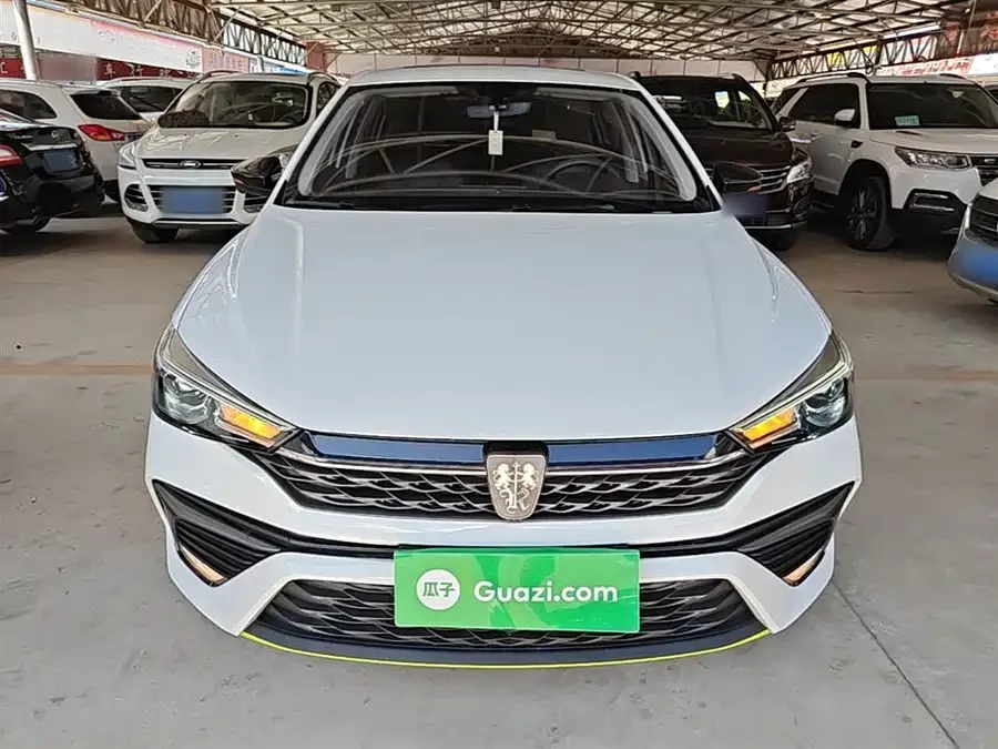 Roewe i5