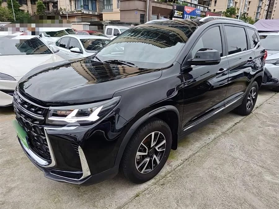Dongfeng Fengxing T5