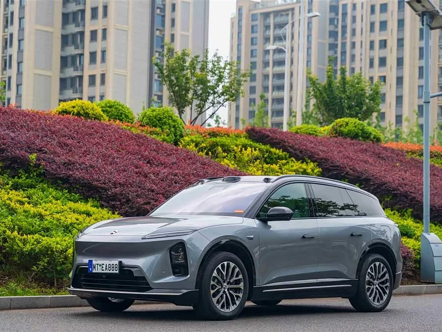 NIO ES6