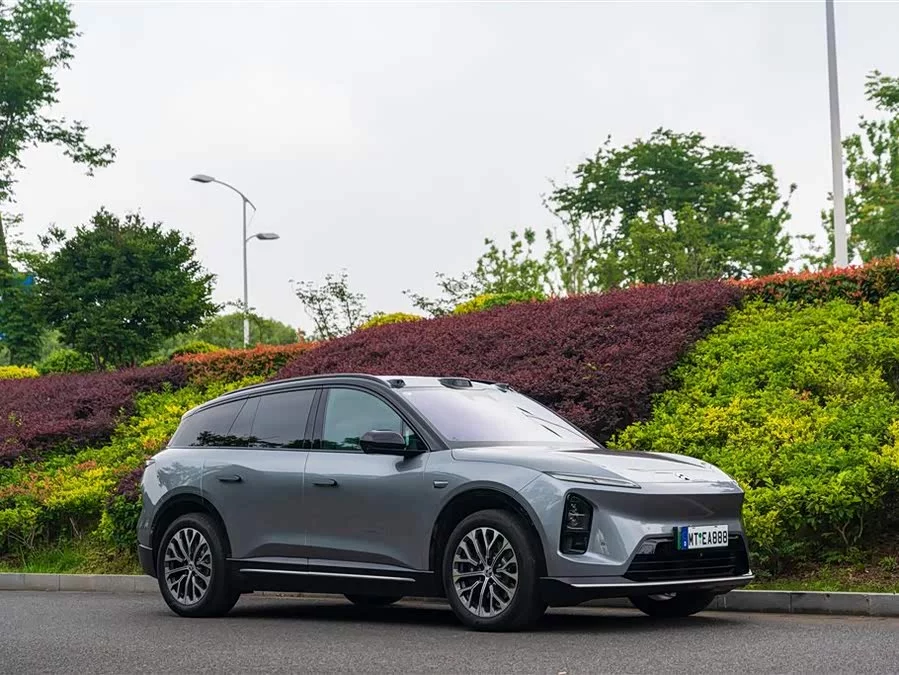 NIO ES6