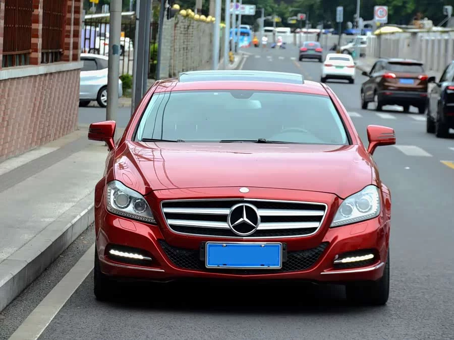 Mercedes Benz CLS