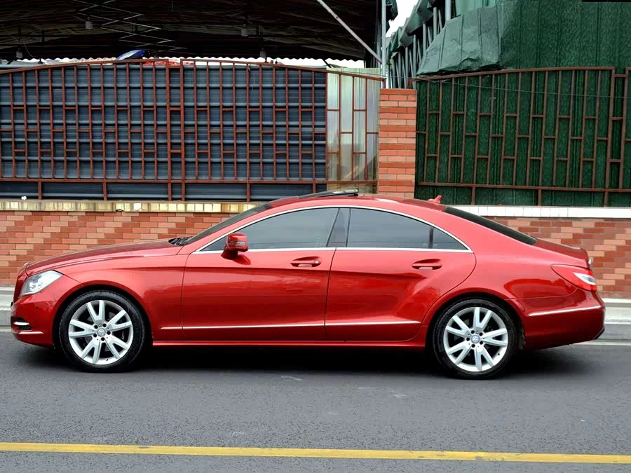 Mercedes Benz CLS