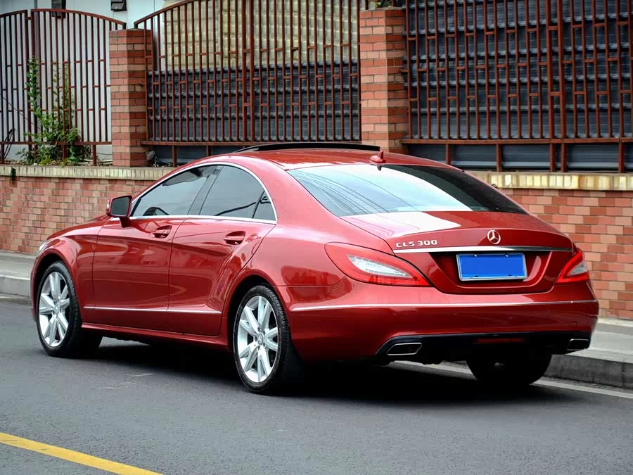 Mercedes Benz CLS