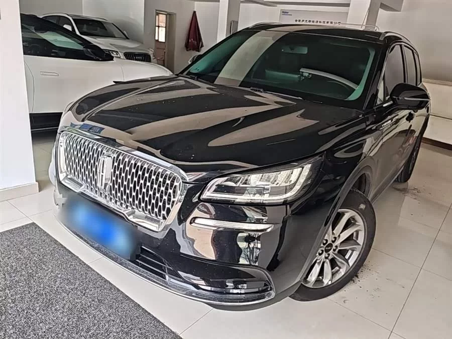 Lincoln Adventurer