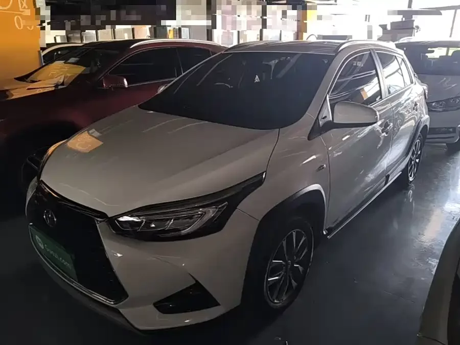 Toyota YARiS L