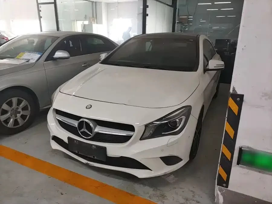 Mercedes-Benz CLA