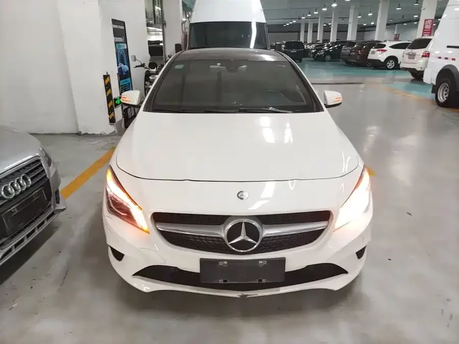 Mercedes-Benz CLA