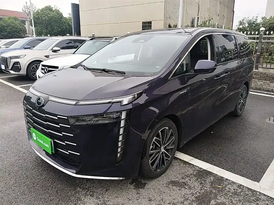 GAC Trumpchi E8 PHEV