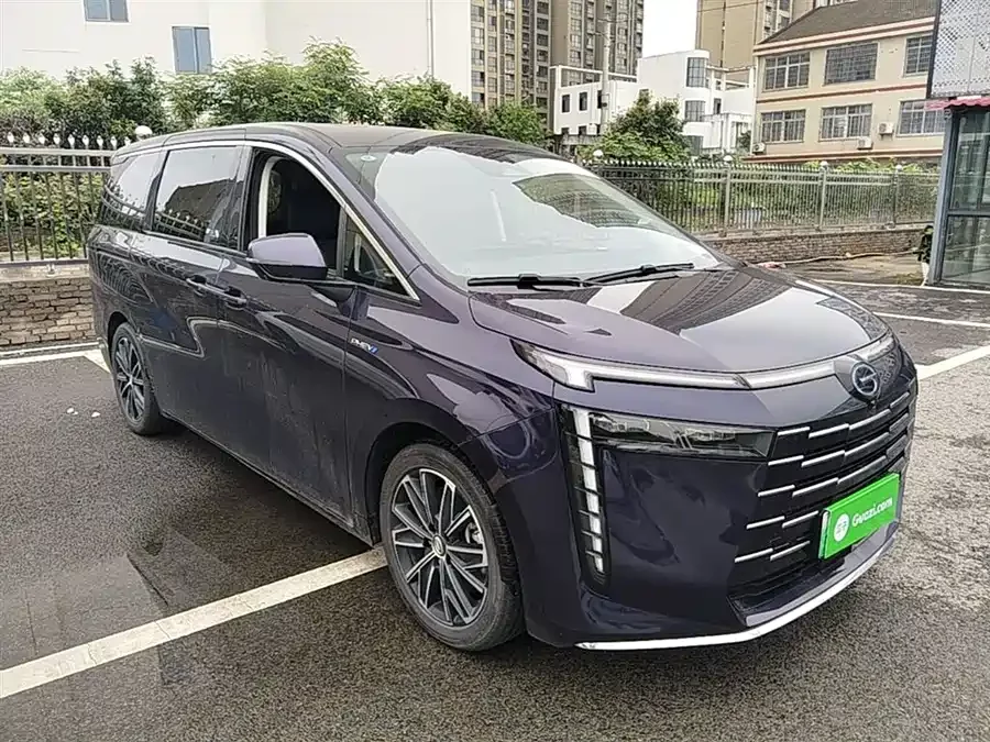 GAC Trumpchi E8 PHEV