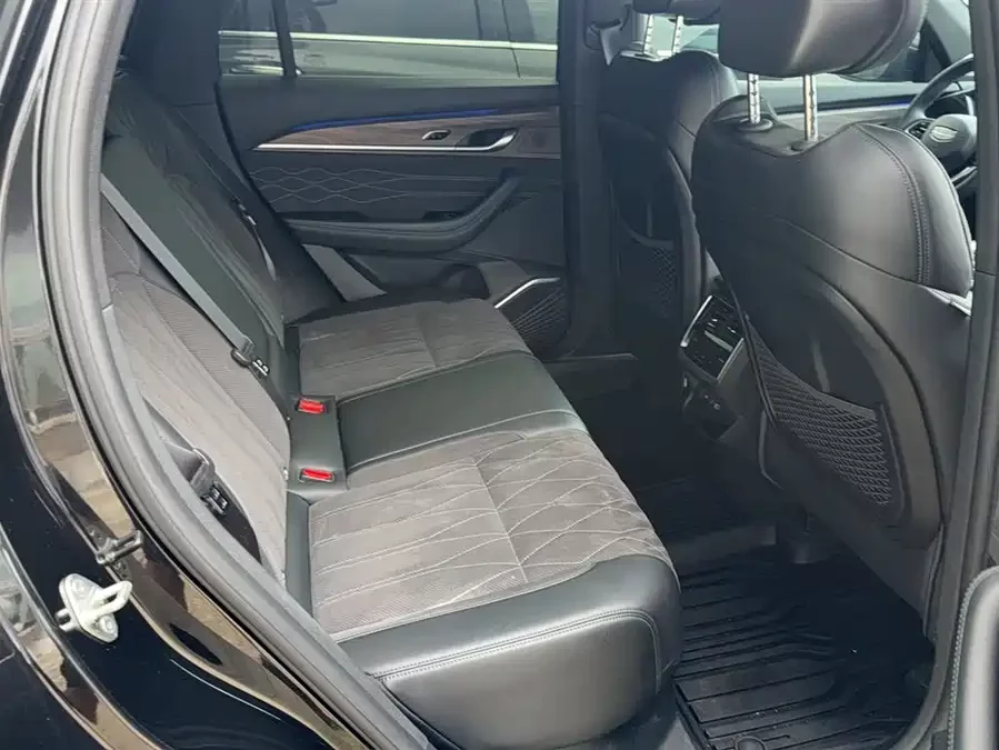 Geely Xingyue L