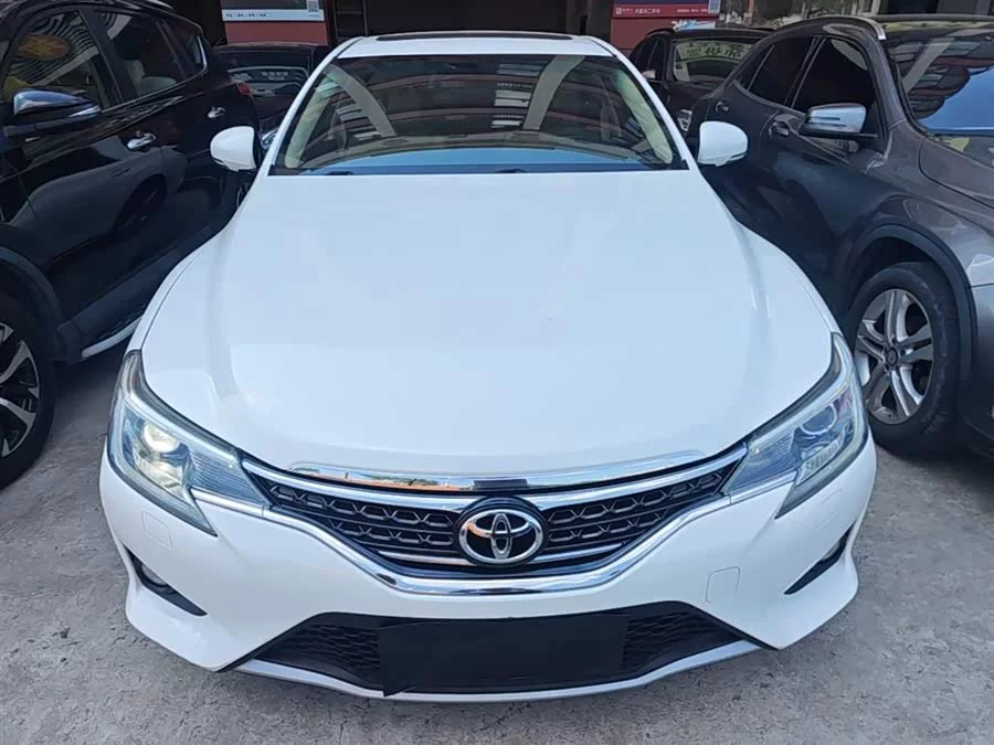 Toyota Reiz
