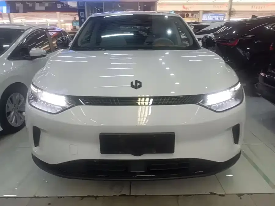 Leapmotor C11