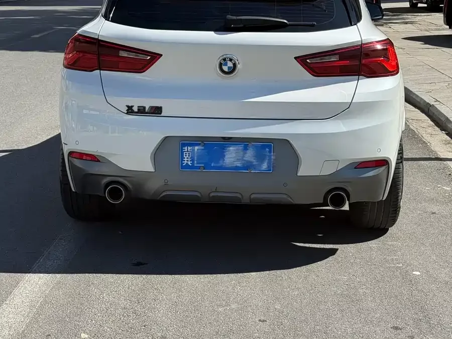 BMW X2