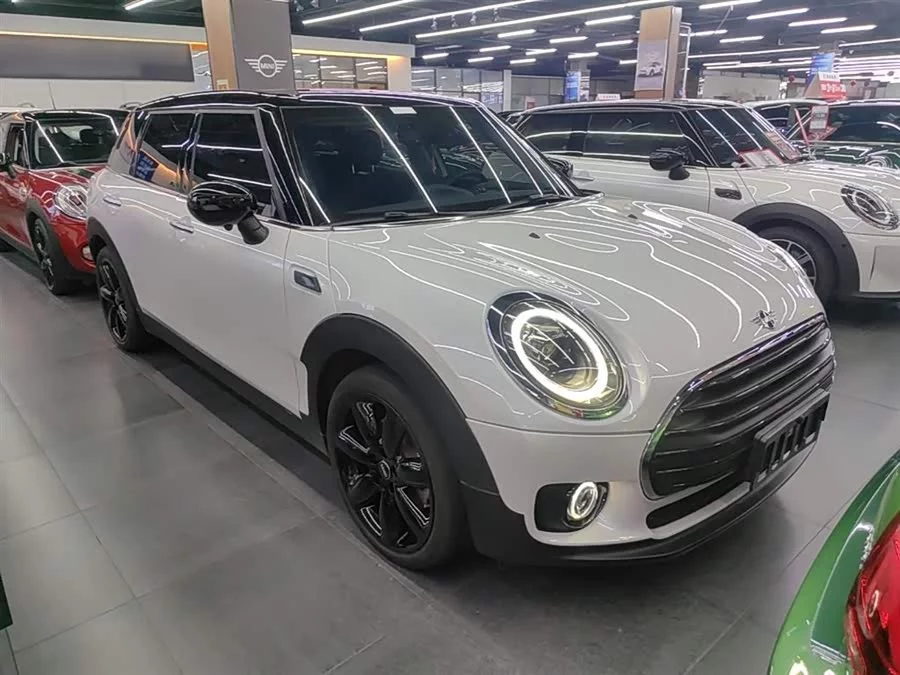 MINI CLUBMAN