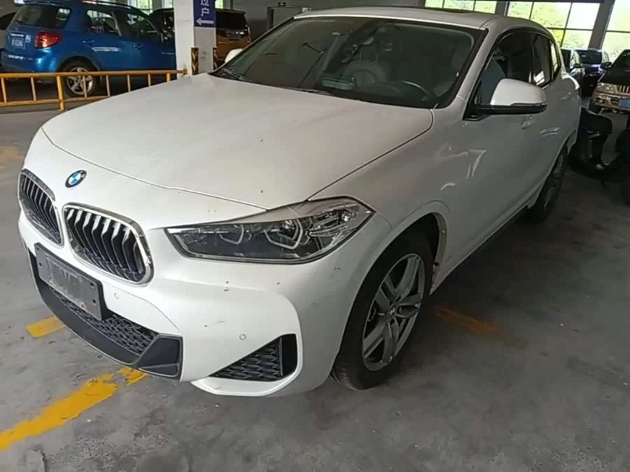 BMW X2