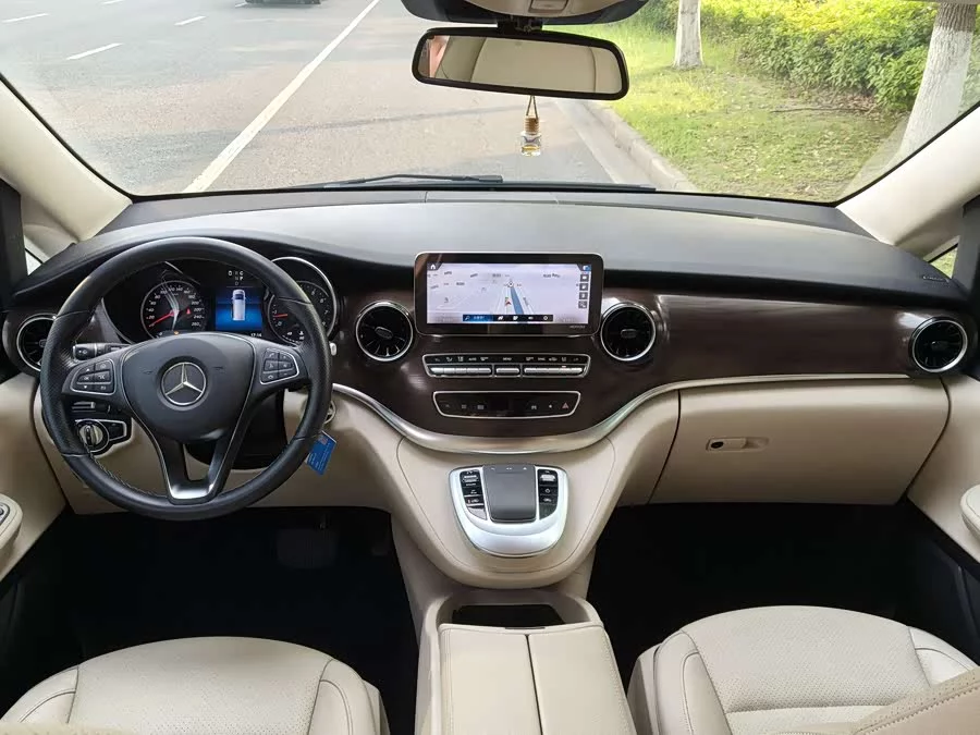 Mercedes Benz Class V