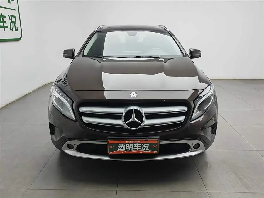 Mercedes Benz GLA