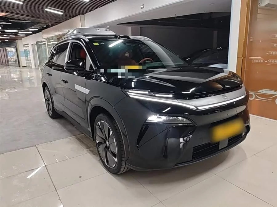 BYD Tang L