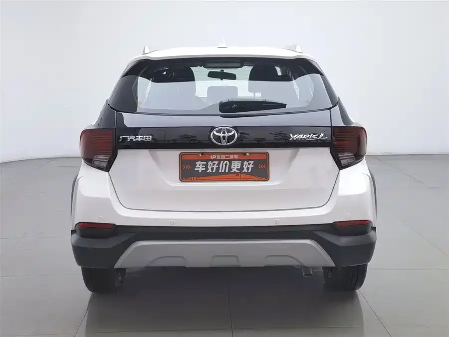 Toyota YARiS L
