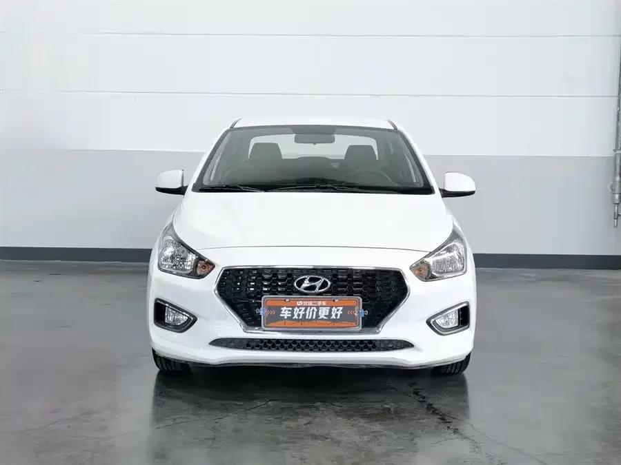 Hyundai Rena