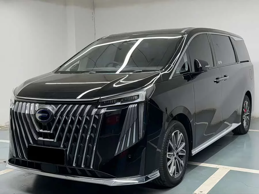 GAC Trumpchi M8