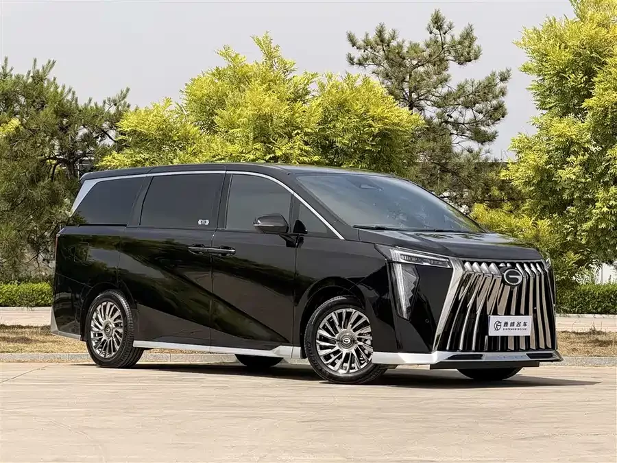 GAC Trumpchi M8