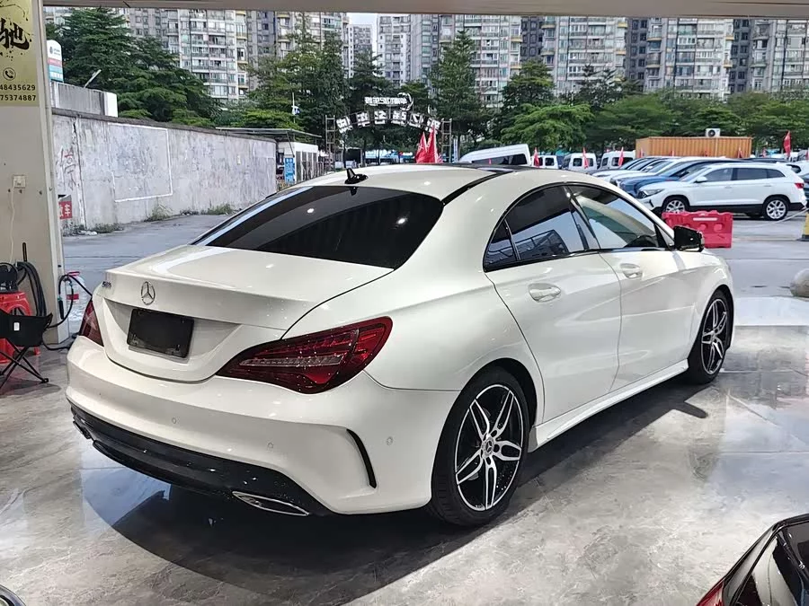 Mercedes-Benz CLA
