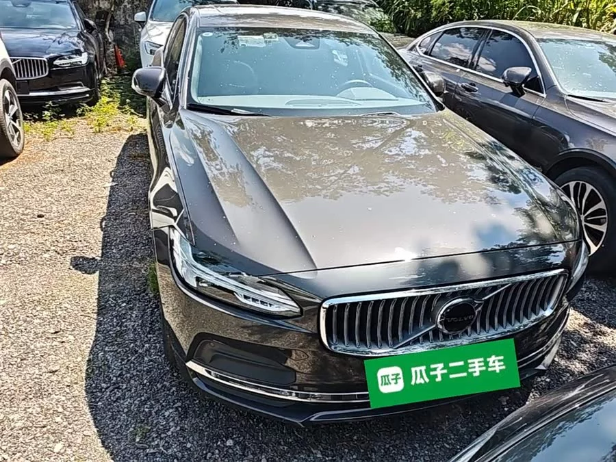 Volvo S90