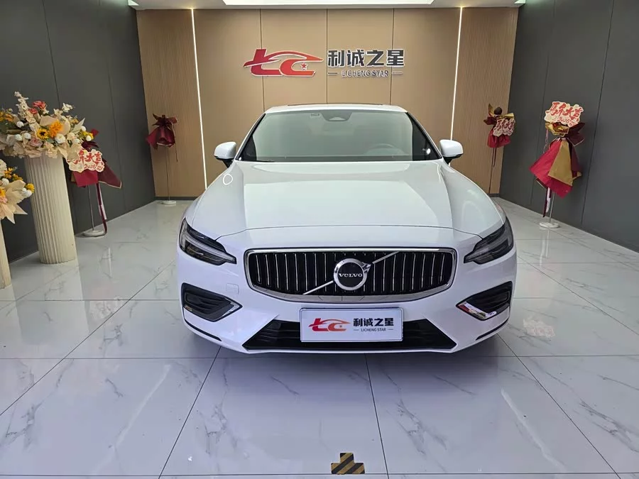Volvo S60