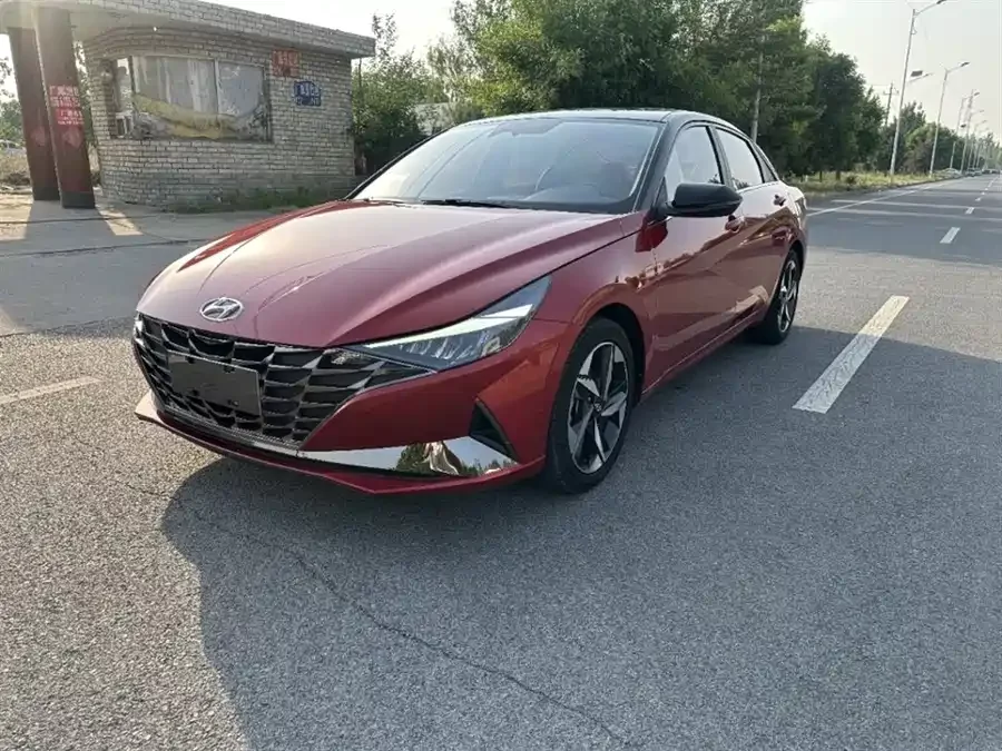 Hyundai Elantra