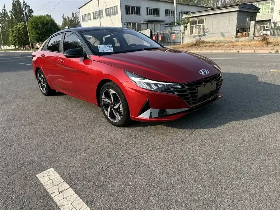 Hyundai Elantra