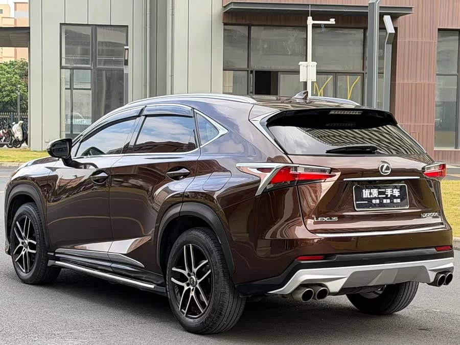 Lexus NX