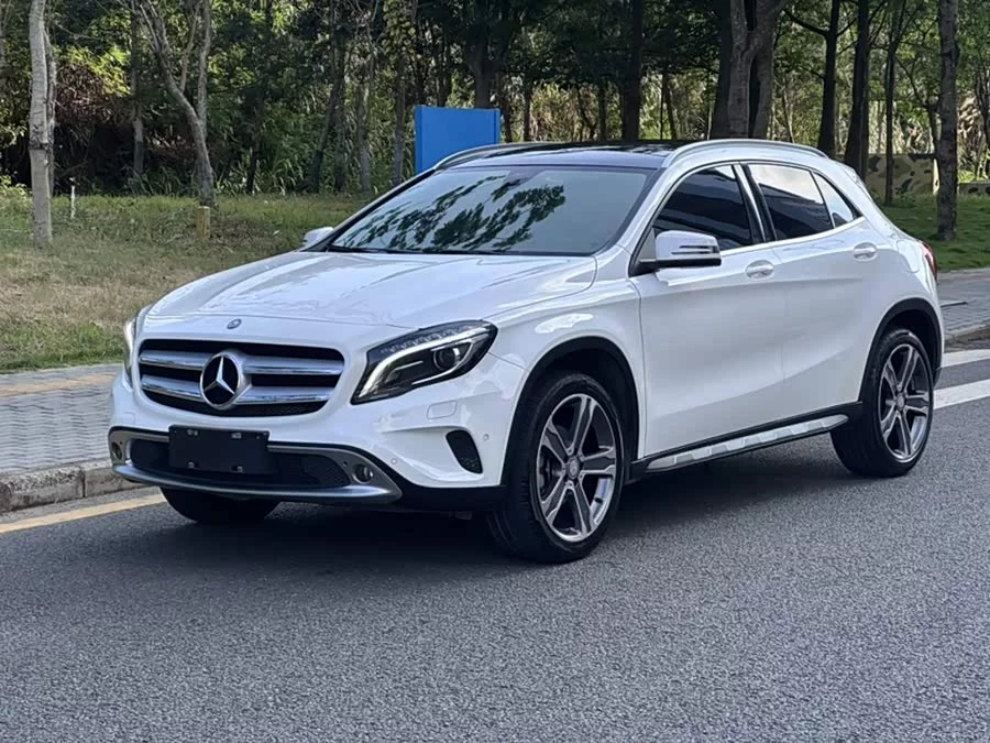 Mercedes Benz GLA