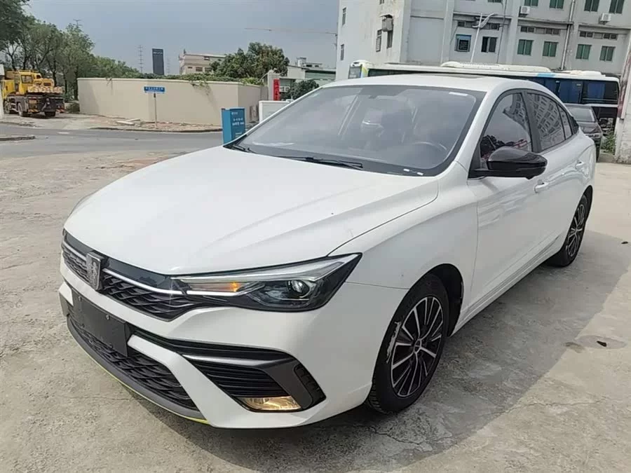 Roewe i5