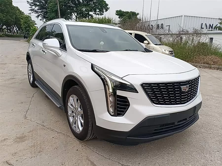 Cadillac XT4