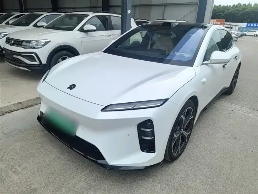 NIO ET5T