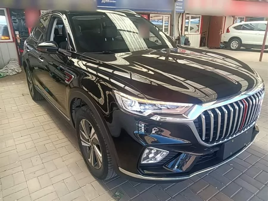 Hongqi HS5