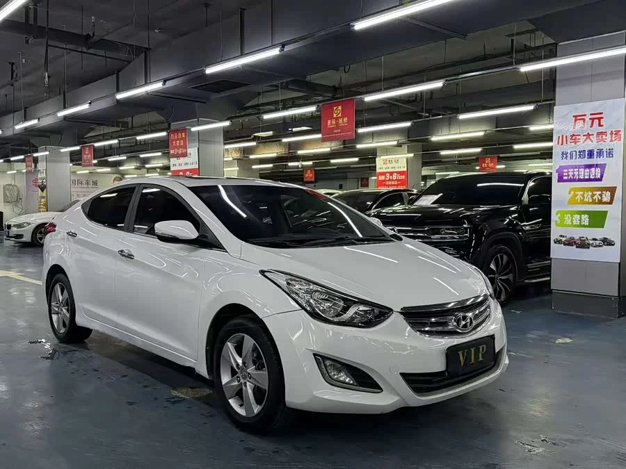 Hyundai Elantra